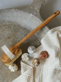 Grüne Erde Baden & Massage^Badebürste aus Olivenholz, ca. 39 cm