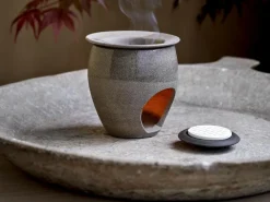 Grüne Erde Raumdüfte|Duftlampen & Duftsteine^Duftstein aus Keramik mit Motiv Blume des Lebens, graphit, ø 8 cm, H 2 cm