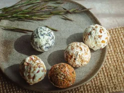 Grüne Erde Einschlafhilfen|Feste Kosmetik & Alles Mit Kunststofffreier Verpackung^KLEINE AUSZEIT - Badekugel Lavendel & Vanille 50 g