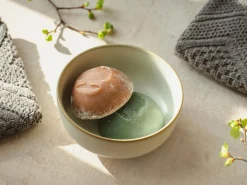 Grüne Erde Haarpflege|Feste Kosmetik & Alles Mit Kunststofffreier Verpackung^MILD & STÄRKEND festes Shampoo für normales & feines Haar 80 g