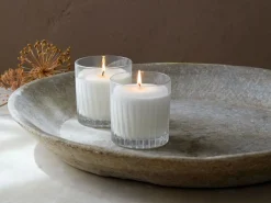 Grüne Erde Kerzen Und Duftkerzen^Natürliche Duftkerze BERGGIPFEL im Trinkglas mit Rillenschliff, ø 8,5 cm, H 9 cm