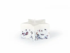 Grüne Erde Kerzen Und Duftkerzen|Geschenke-Guide^Natürliche Rapswachskerze mit Hibiskusblüten, in Sternenform, ohne Duft, H 6 cm, ø 11 cm