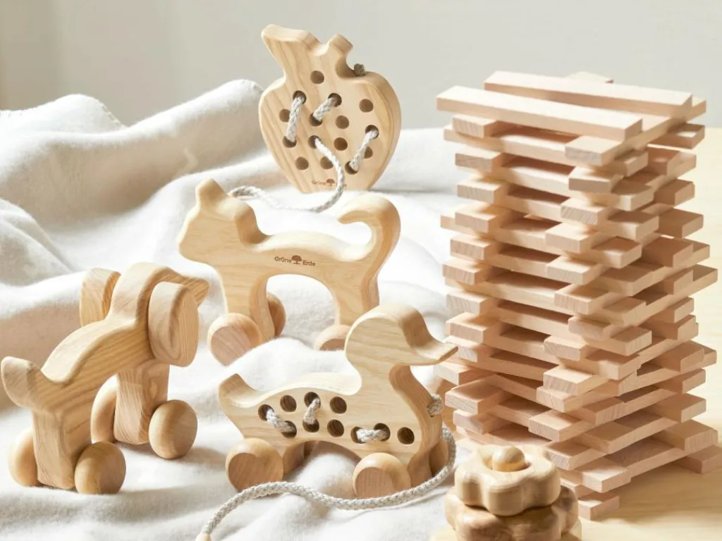 Kinder Grüne Erde Kuscheltiere & Spielzeug^Rolltier Hund aus Eschenholz, 18 x 6 x 12 cm