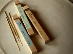 Grüne Erde Geschenke-Guide|Räuchern & Räucherstäbchen^Räucherstäbchen Zedernholz, 12 Stück