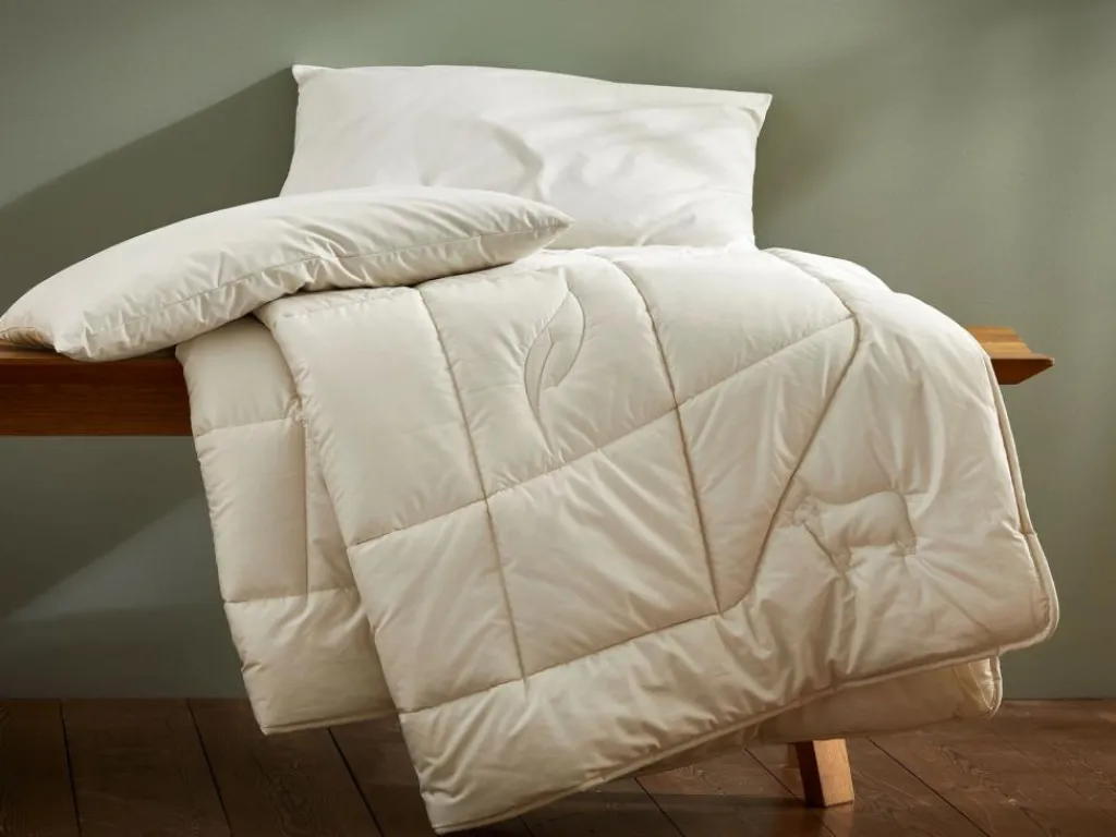 Grüne Erde Kopfkissen^Schlafkissen mit feiner Schafschurwolle, 40 x 60 cm, GOTS, NATURTEXTIL BEST