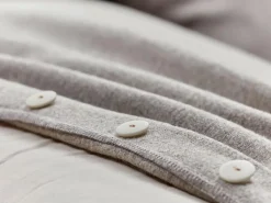 Grüne Erde Sofakissen|Sofakissen^Set: Sofakissen mit Überzug, , Überzug: Wollstoff Tano Natur (79), Füllung: 100 % Schurwolle , mit verdeckter Knopfleiste