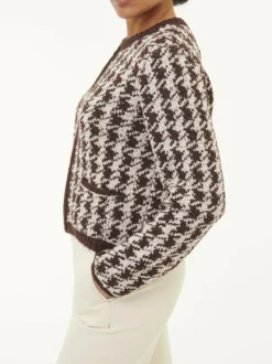 Grüne Erde Strickjacken^Strickjacke aus Alpakawolle, 09 hahnentritt chocolate, S