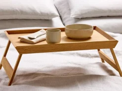 Grüne Erde Küchenaccessoires|Geschenke-Guide^Tabletttisch Torebu aus Eiche