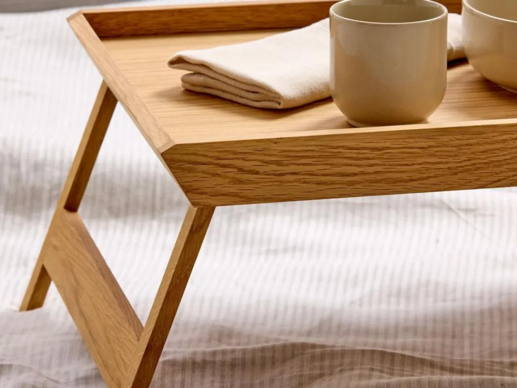 Grüne Erde Küchenaccessoires|Geschenke-Guide^Tabletttisch Torebu aus Eiche